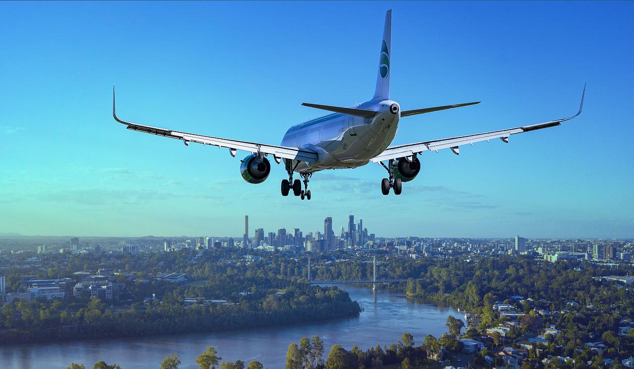 airplane, flight, city-3702676.jpg